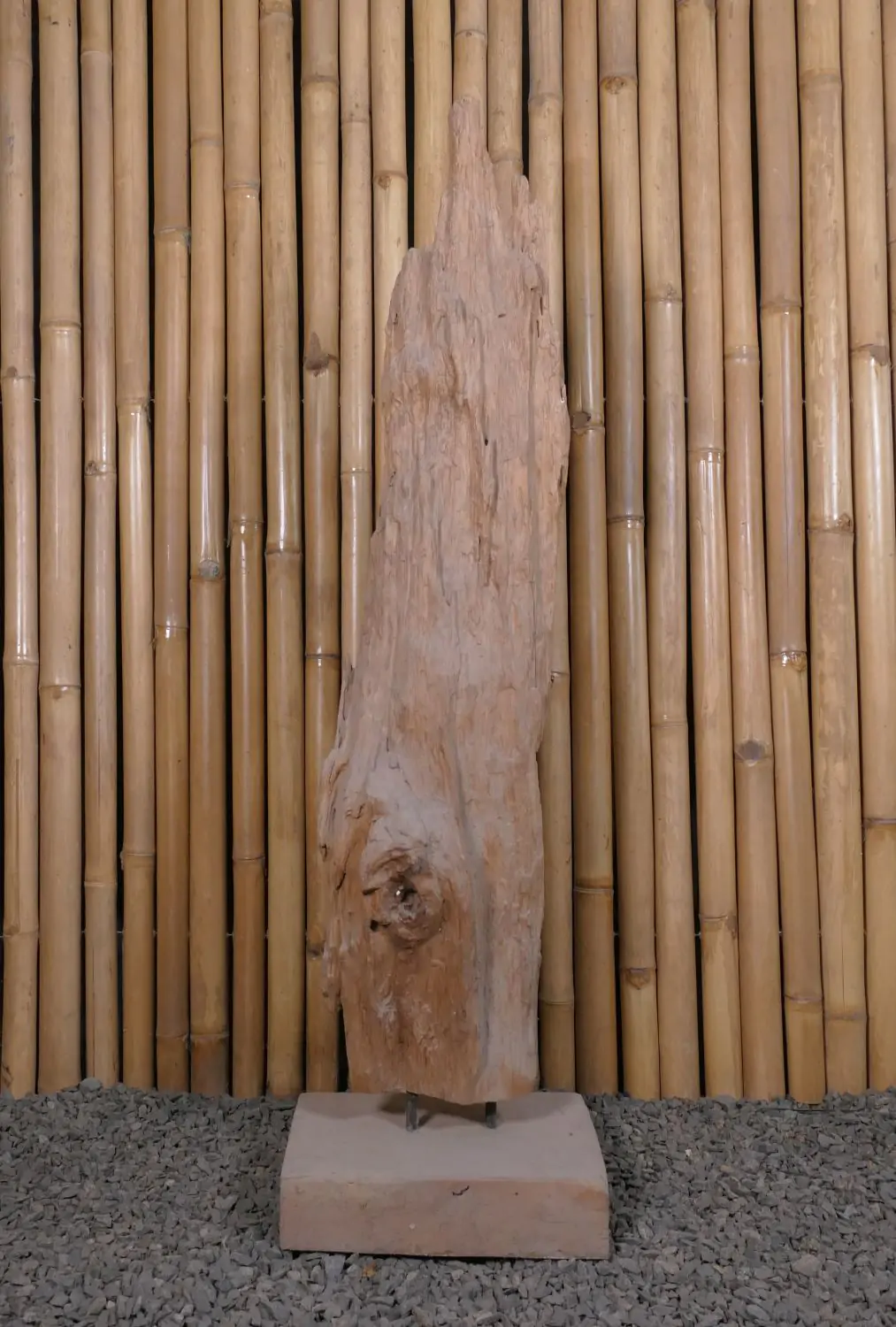  Product image 3 of the product “Root with stand made of teak wood about 100cm height ”